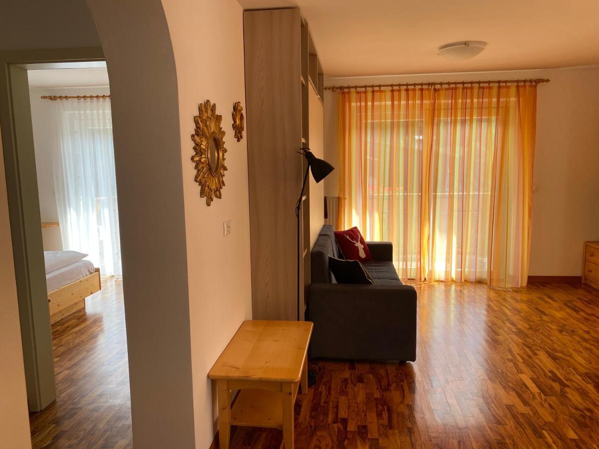 Amalia Apartment Santa Cristina Val Gardena Bagian luar foto