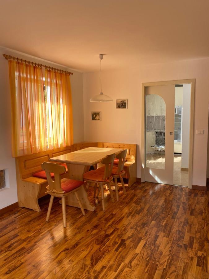 Amalia Apartment Santa Cristina Val Gardena Bagian luar foto