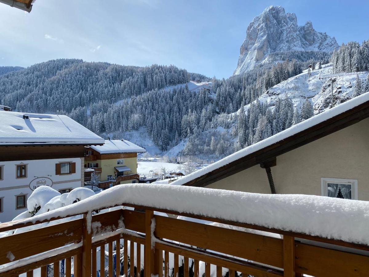 Amalia Apartment Santa Cristina Val Gardena Bagian luar foto