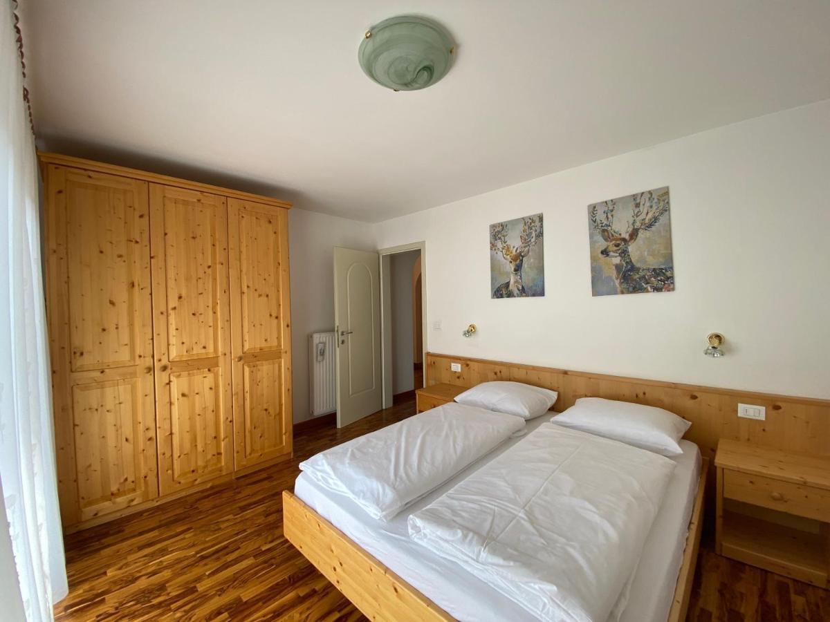 Amalia Apartment Santa Cristina Val Gardena Bagian luar foto
