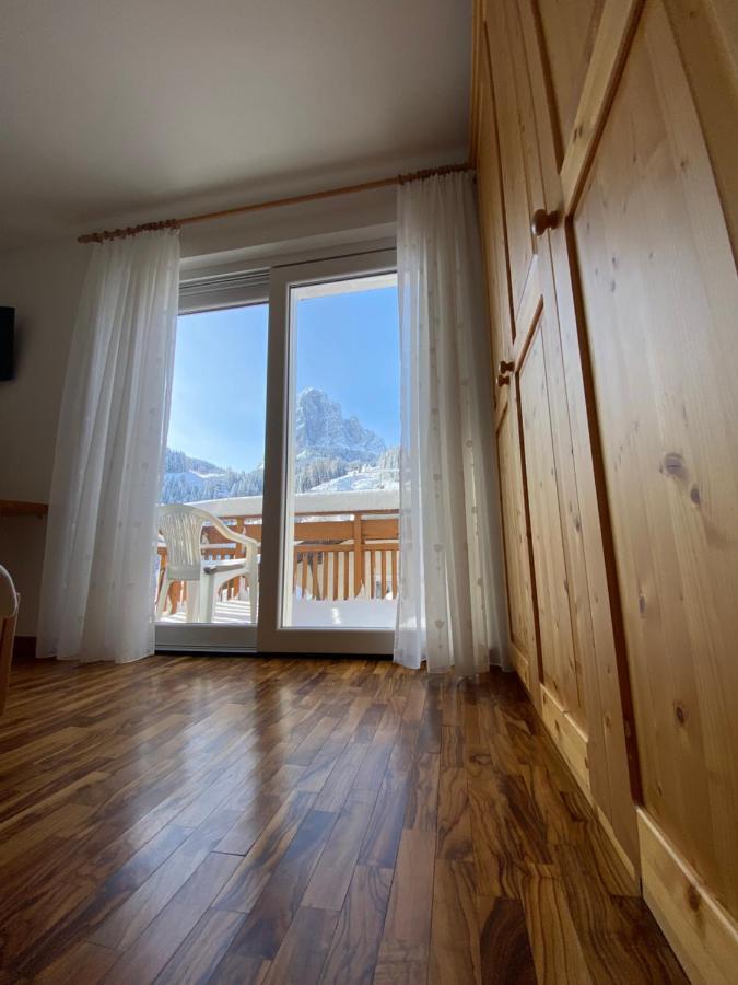 Amalia Apartment Santa Cristina Val Gardena Bagian luar foto